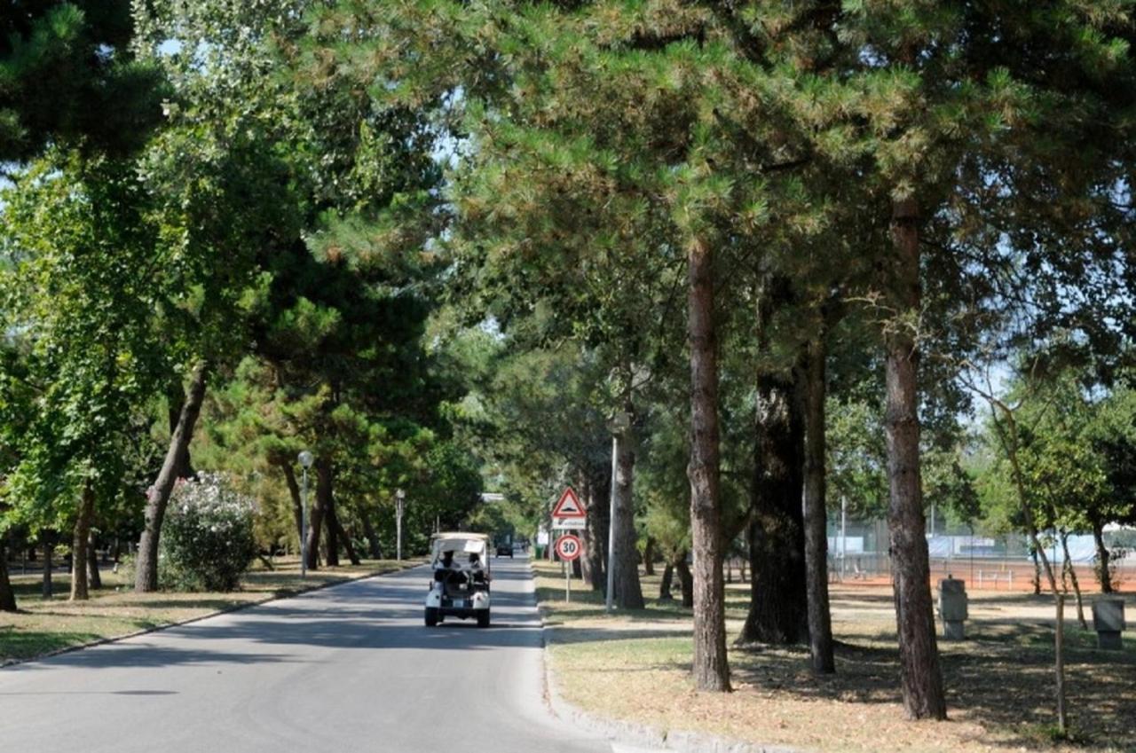 Fiordo Mare Vostrum Villa Albarella Island Bagian luar foto